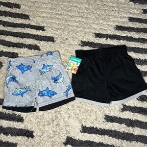 NWT Garanimals shorts 2 Pc set infant boy’s size 18 months